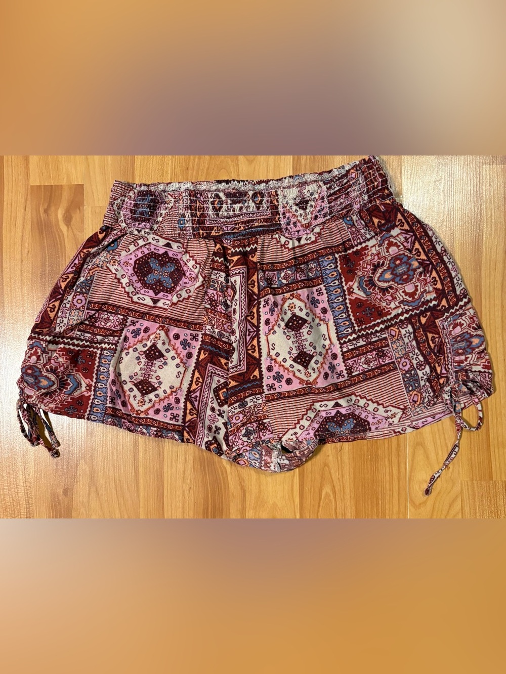🔥Hollister Women’s Bohemian Shorts with ties on sides Sz M, VGUC